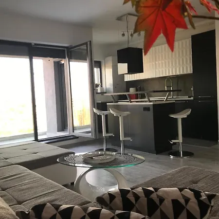 Luxurious Penthouse-apartment P1 *