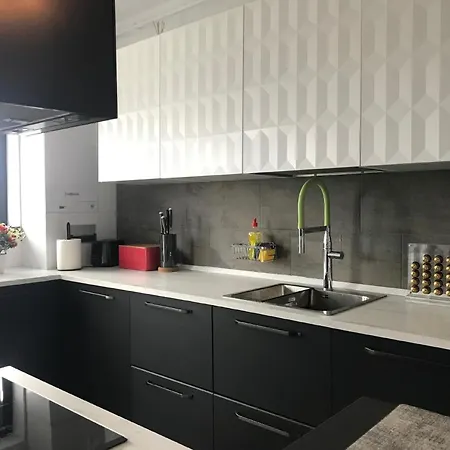 Luxurious Penthouse-apartment P1 *